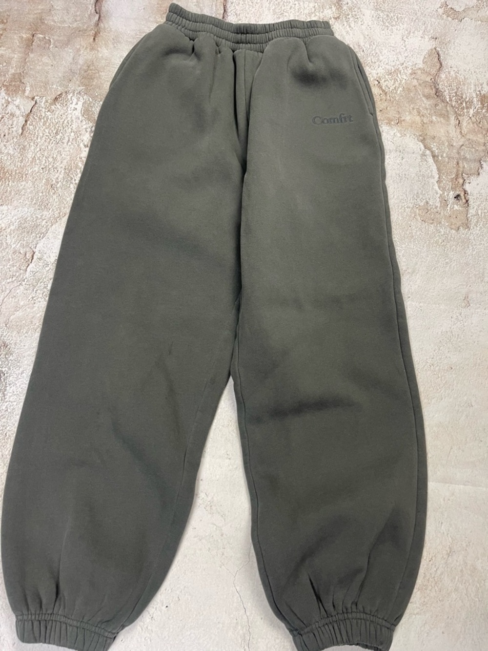 Comfrt Cloud Kids Olive Fleece Joggers with Elastic Cuffs